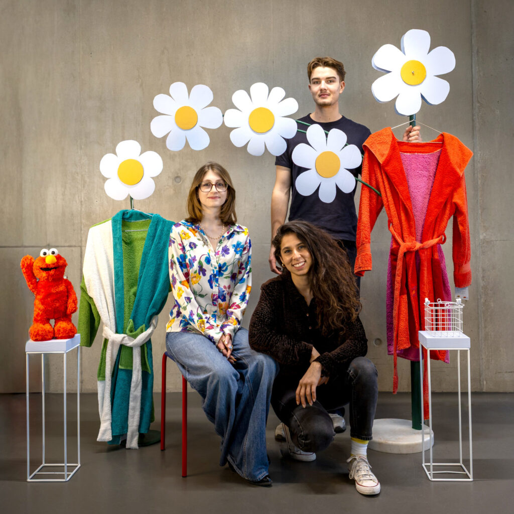 Des fleurs géantes pour célébrer le printemps… et l’upcycling!